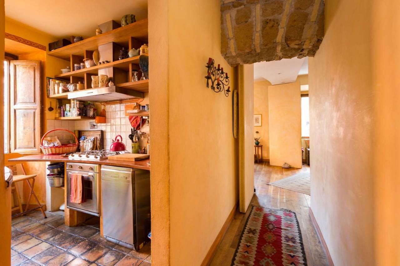 Charming Colosseum Apartment Rome Bagian luar foto